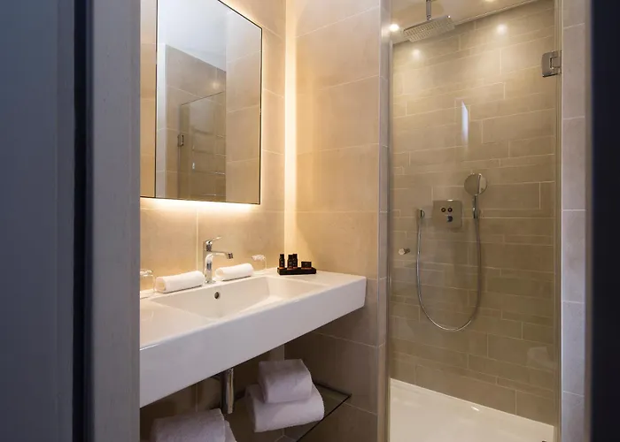 르 10 비스 호텔 파리