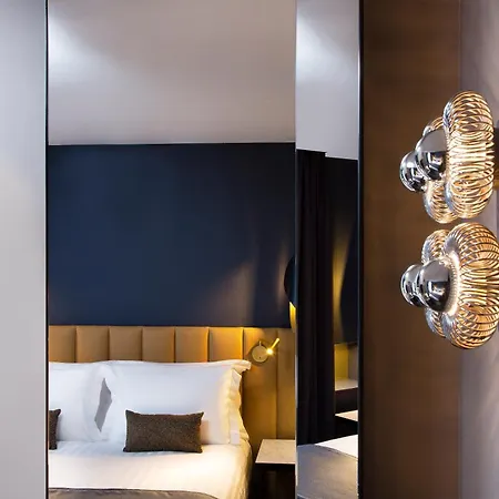Hotell Le 10 Bis 4*